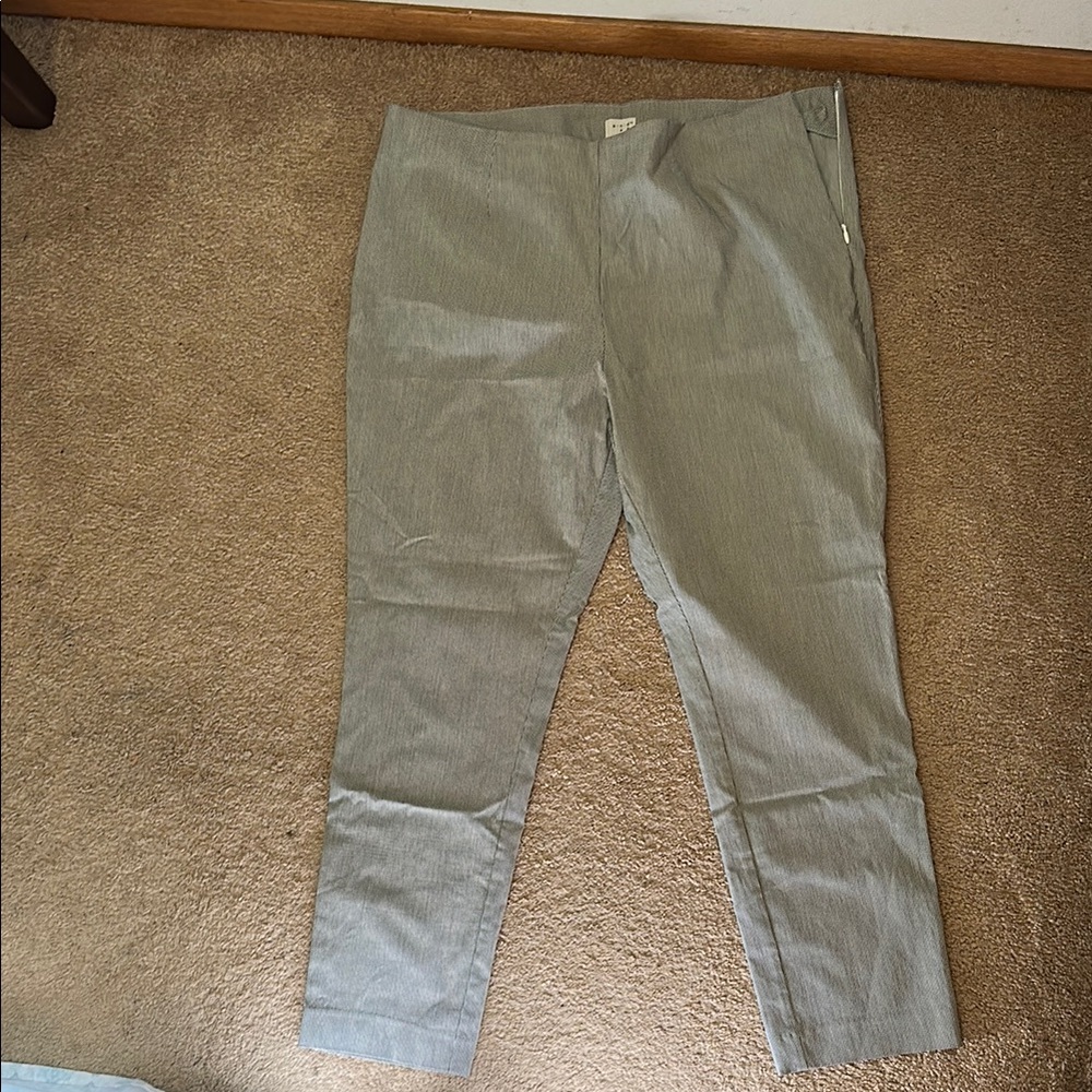 A New Day Pinstriped Gray Stretchy Pants